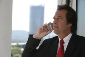 broker na telefonu